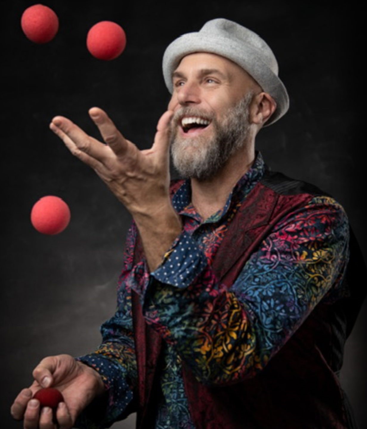 Arthur Atsma Juggling